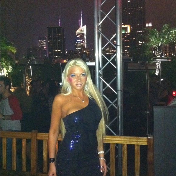 Meet your Posher, Ambrojia - Picture 5 of 7